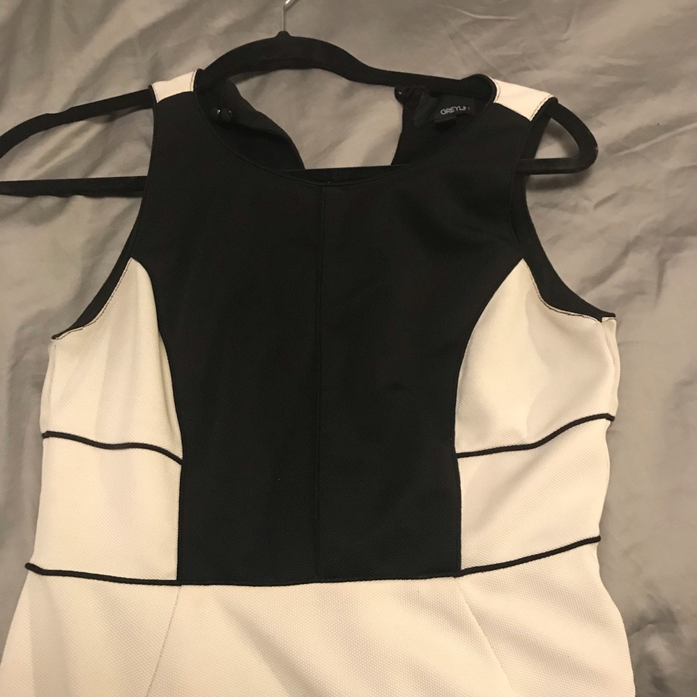 Greylin Dress - Picture 3 of 4